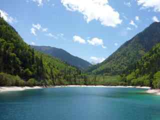 青山绿水草原美景壁纸