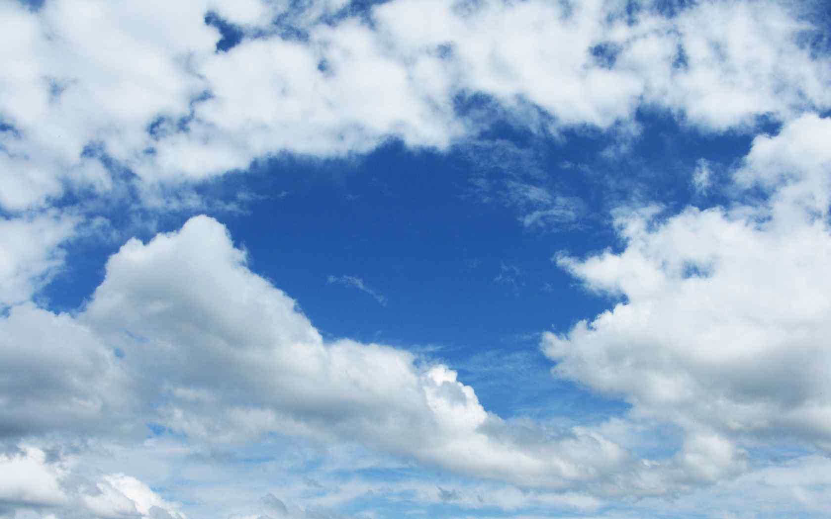 晴朗天空风景壁纸