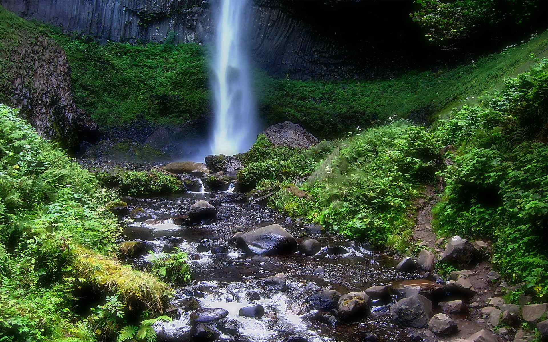 小溪流水风景壁纸