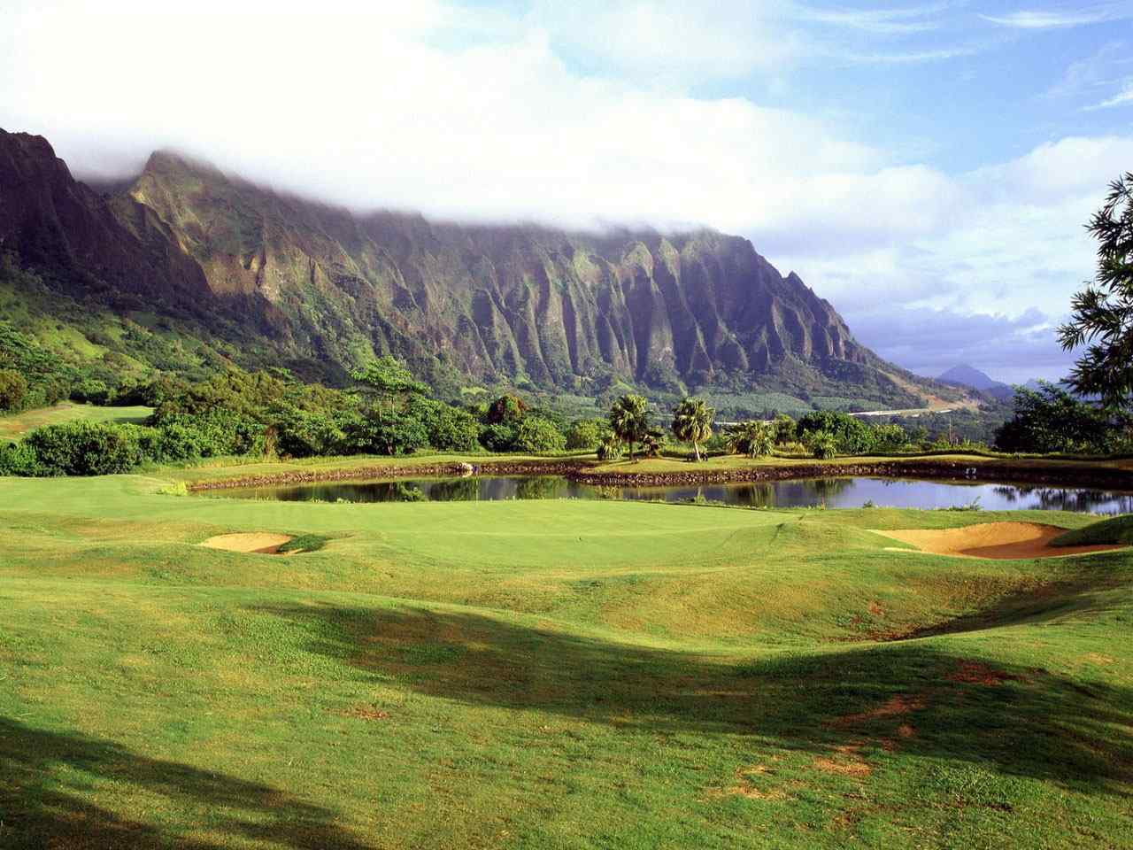 日照山野风景壁纸