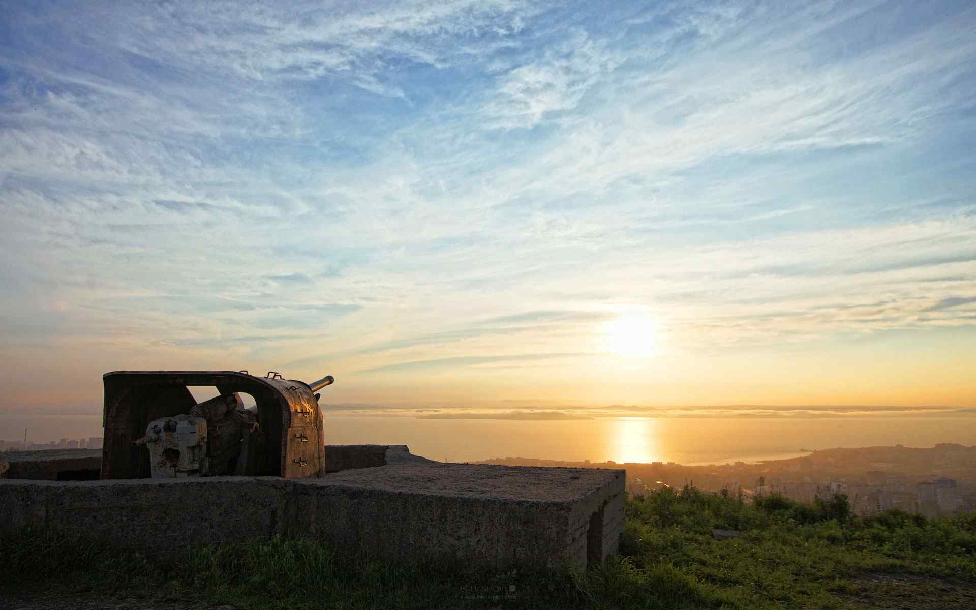 夕阳山野风景壁纸