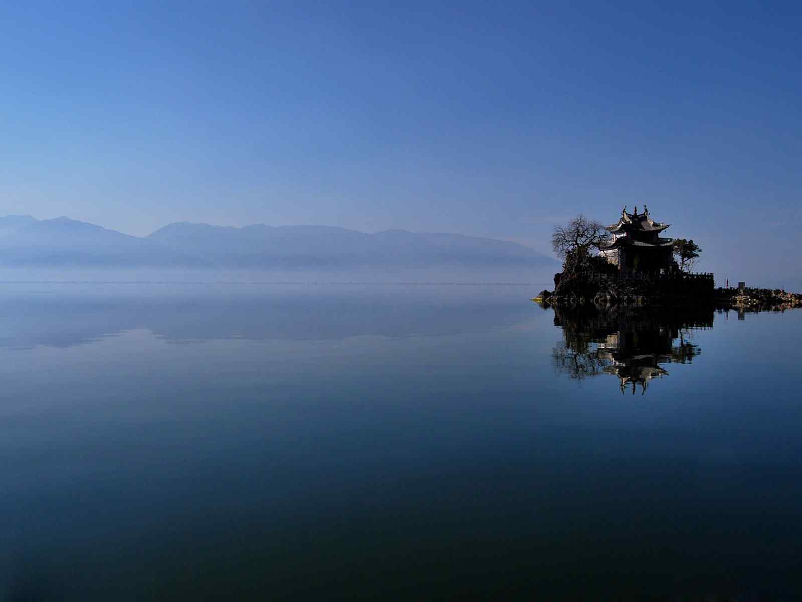 阔气江河风景壁纸