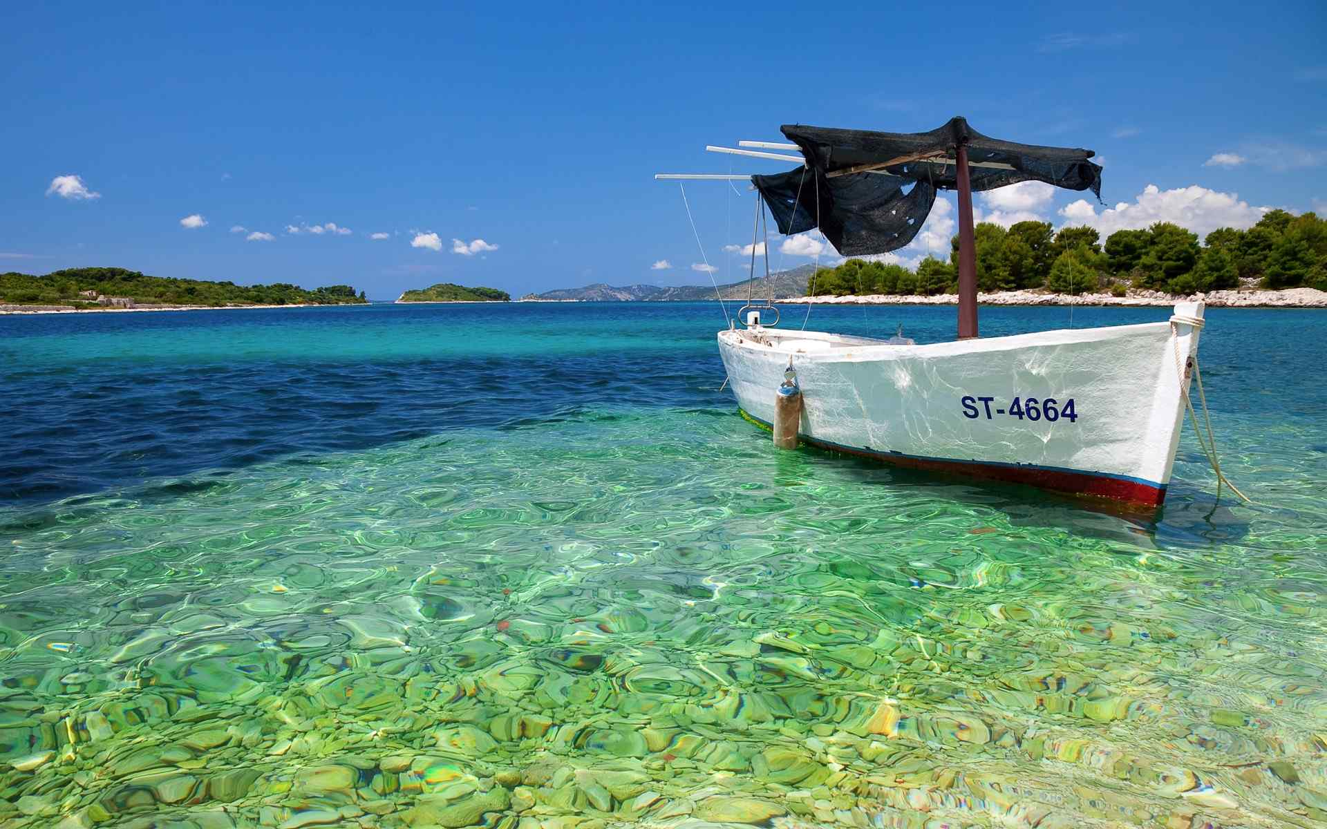 海船搁浅风景壁纸