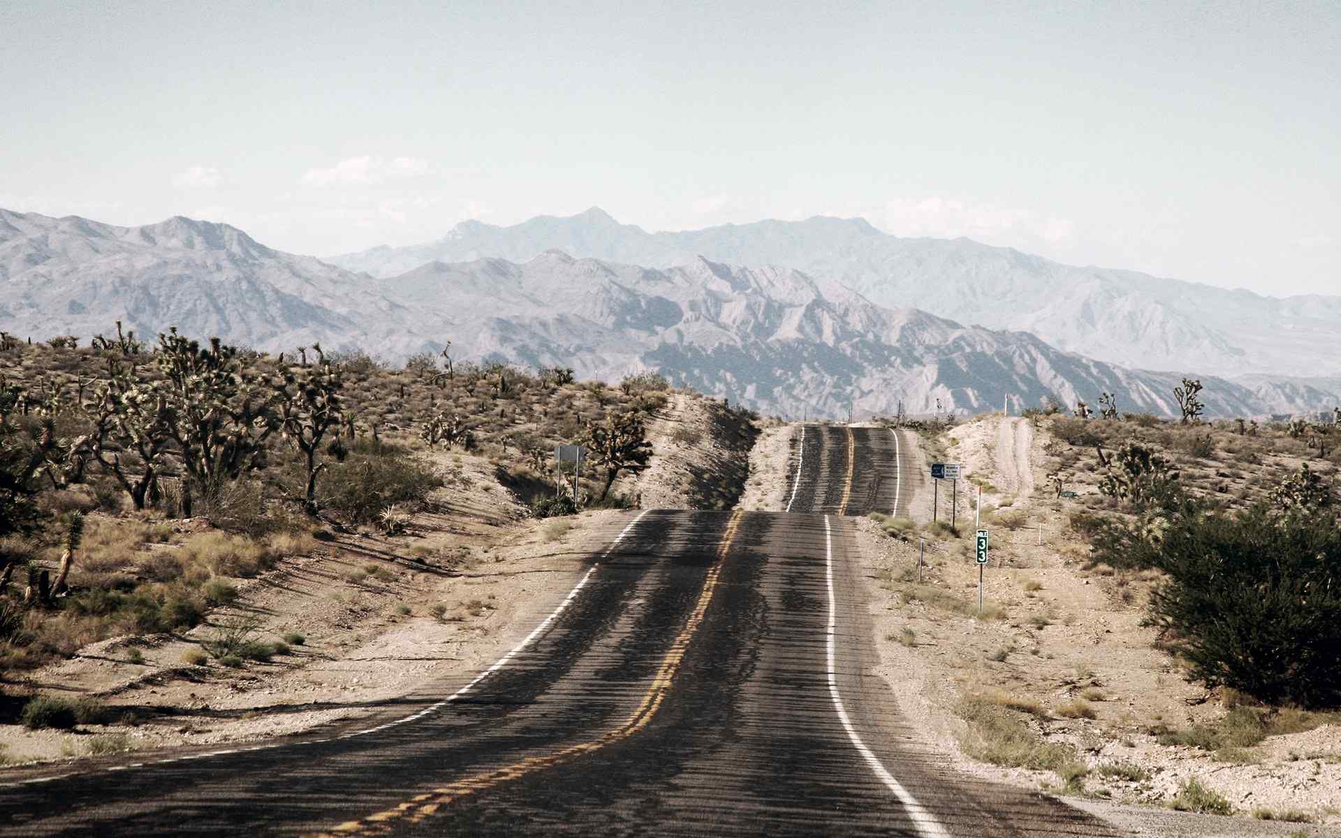 绵延公路风景壁纸