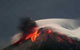 活火山特写壁纸